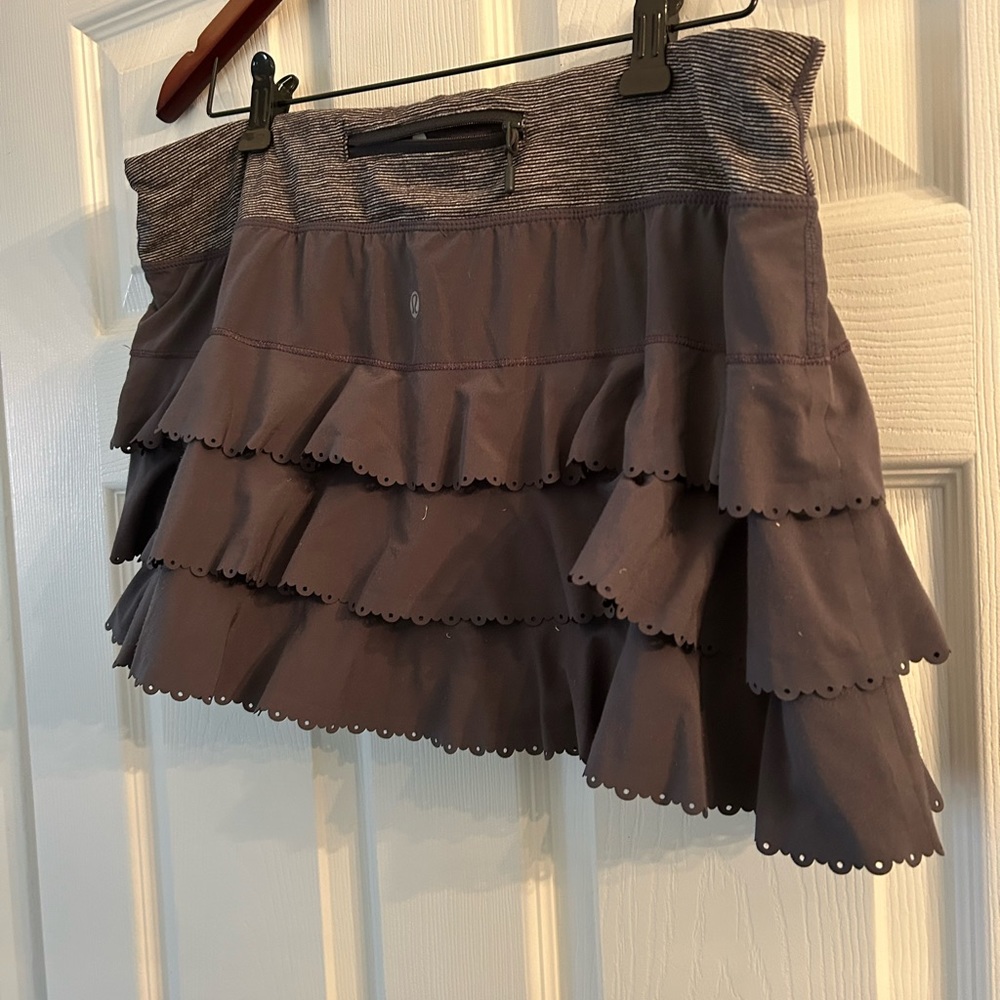 Lululemon weightless skirt